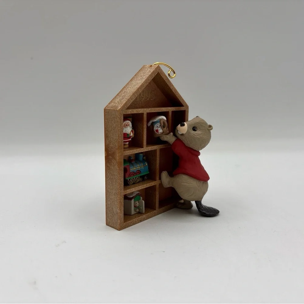Hallmark‎ Keepsake Ornament Collector’s Club Dated 1995 Collecting Memories